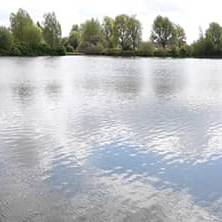 Étang de pêche du bizet à Armentières dans le Nord