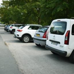 Parking de l'Étang de pêche du lac du bois des forts à Coudekerque Village dans le Nord