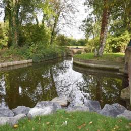 Etang de pêche au Parc Charles Fenain de Douai dans le Nord