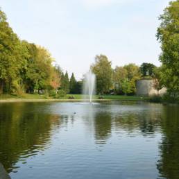 Etang de pêche du Parc de la Tour des Dames à Douai dans le Nord