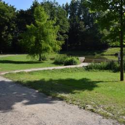 étang de pêche du parc de l'Aunelle à Quievrechain dans le Nord