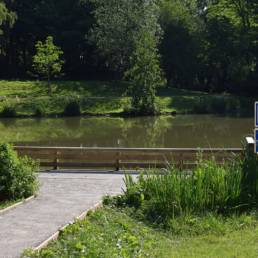 étang de pêche du parc de l'Aunelle à Quievrechain dans le Nord