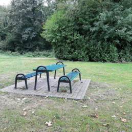 Table de pique nique Etang de pêche du Parc Fortier à Saint Saulve dans le département du Nord