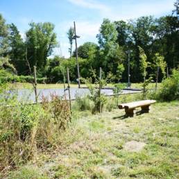 Banc et terrain de pétanque Étang fédéral de Cousolre Nord