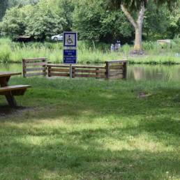 Etang de pêche Marais saint Charles à Lallaing dans le Nord